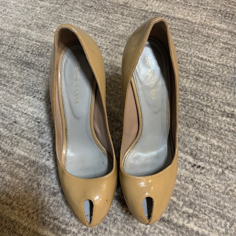 SERGIO ROSSI SIZE 36 1/2 nude Stiletto pumps